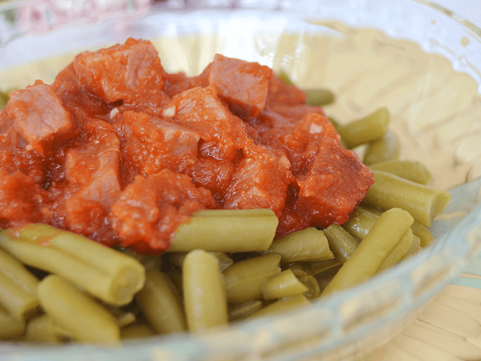 Judías verdes salteadas con jamón y tomate