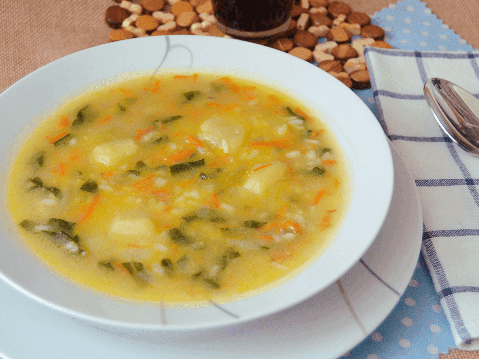 Sopa juliana con arroz