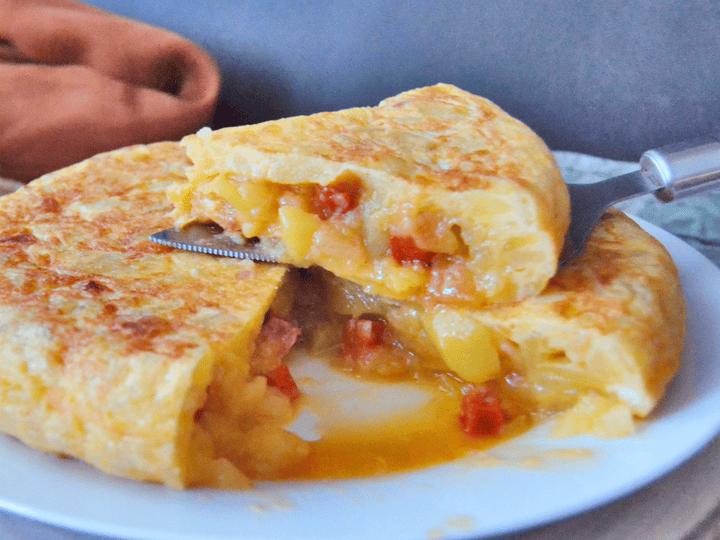 Tortilla de patatas con chorizo