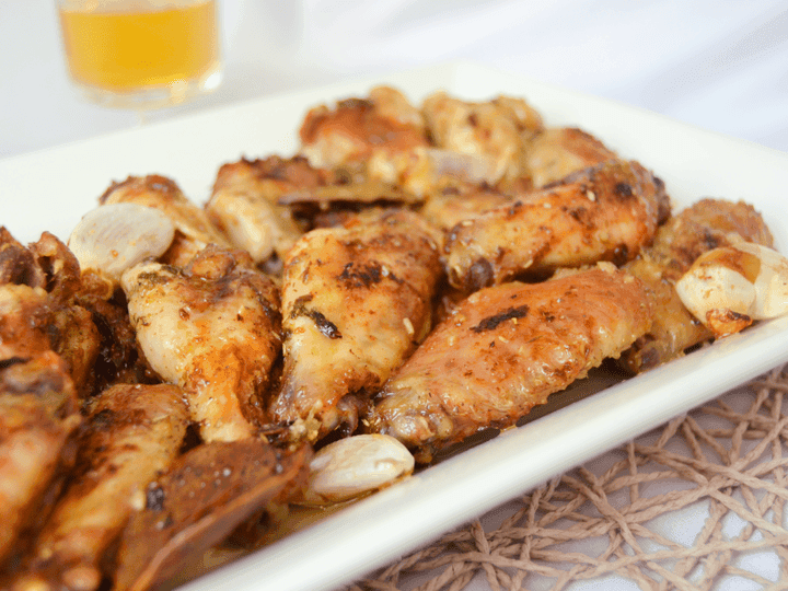 Alitas de pollo al ajillo