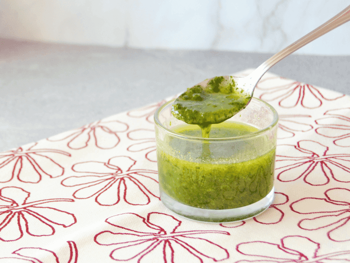 Salsa de aceite, ajo y perejil