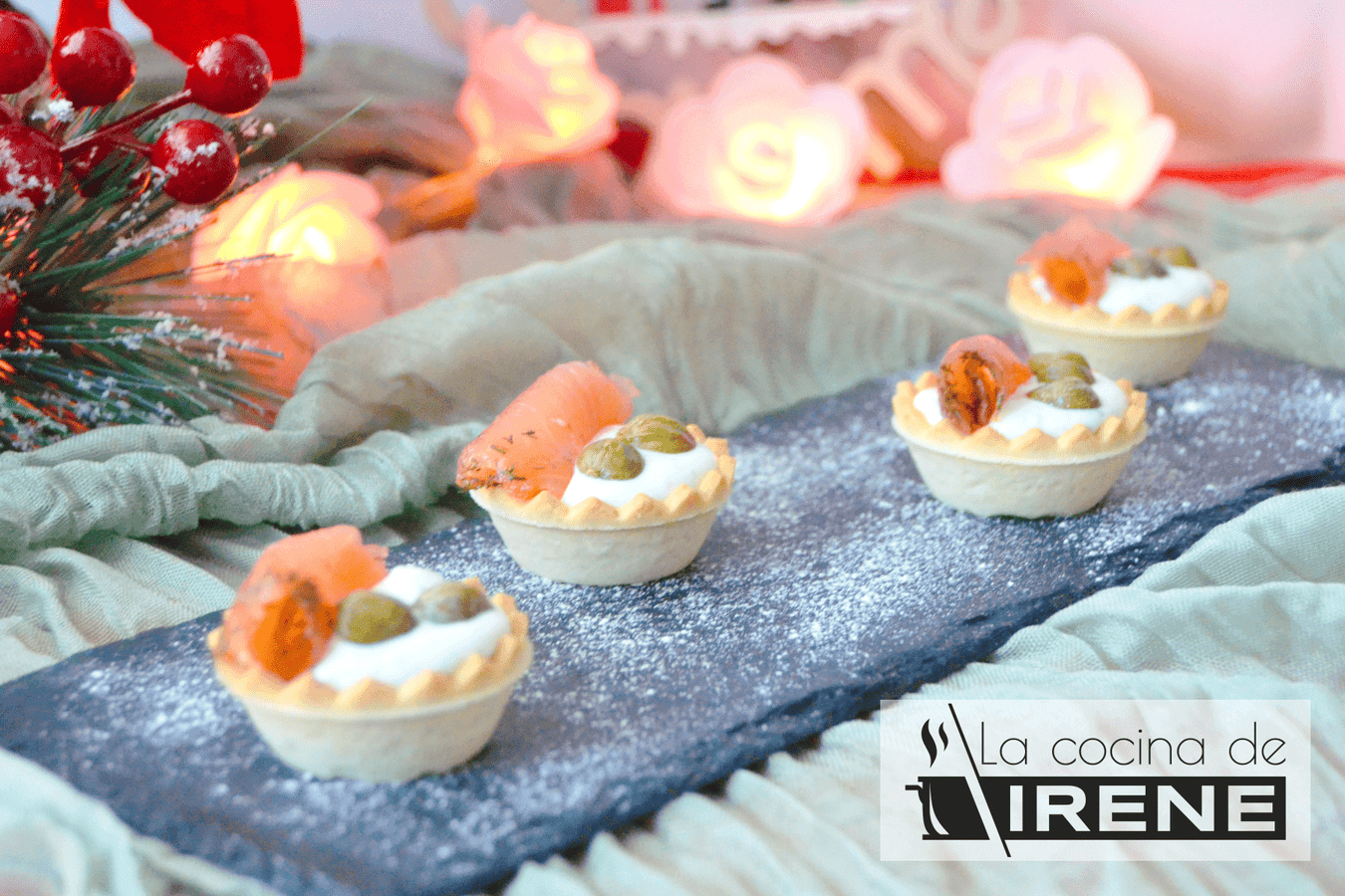 Mini tartaletas de salmón y crema de queso a las finas hierbas