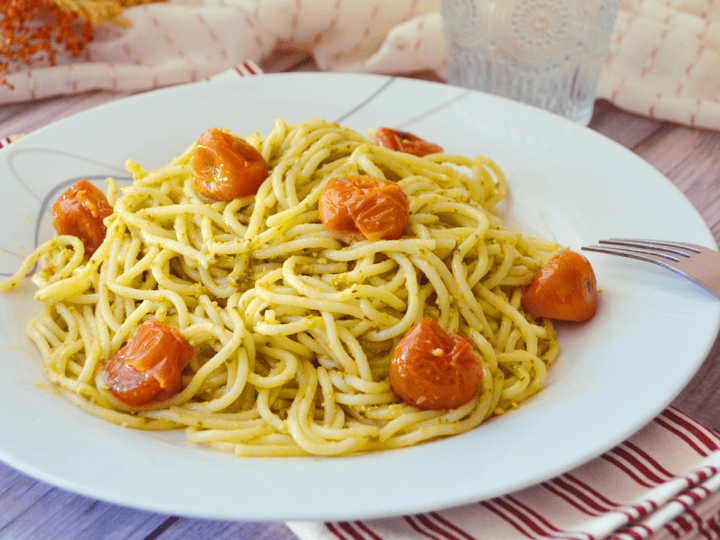 Espaguetis al pesto