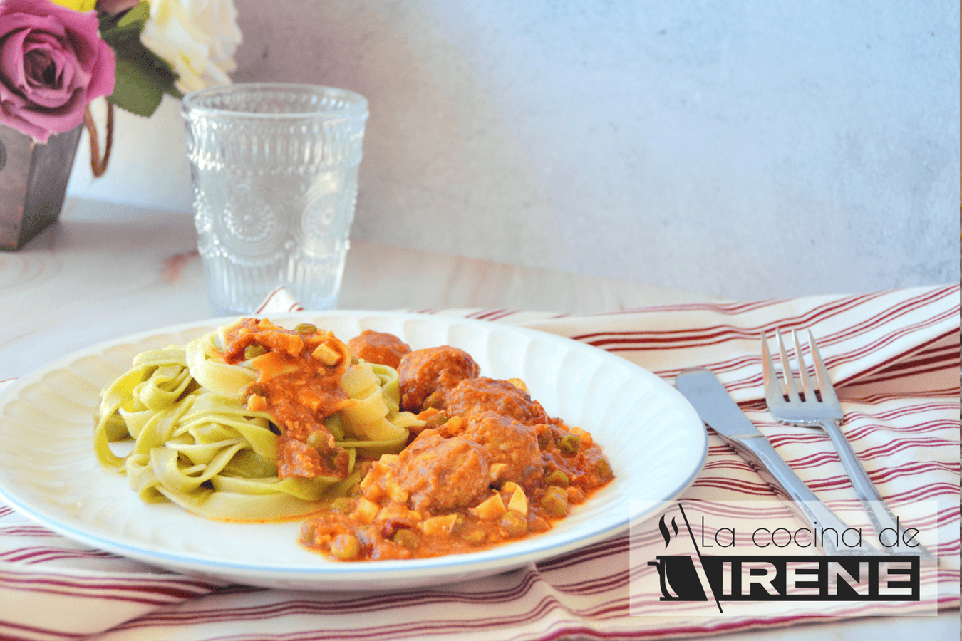 Albóndigas de ternera en salsa de tomate