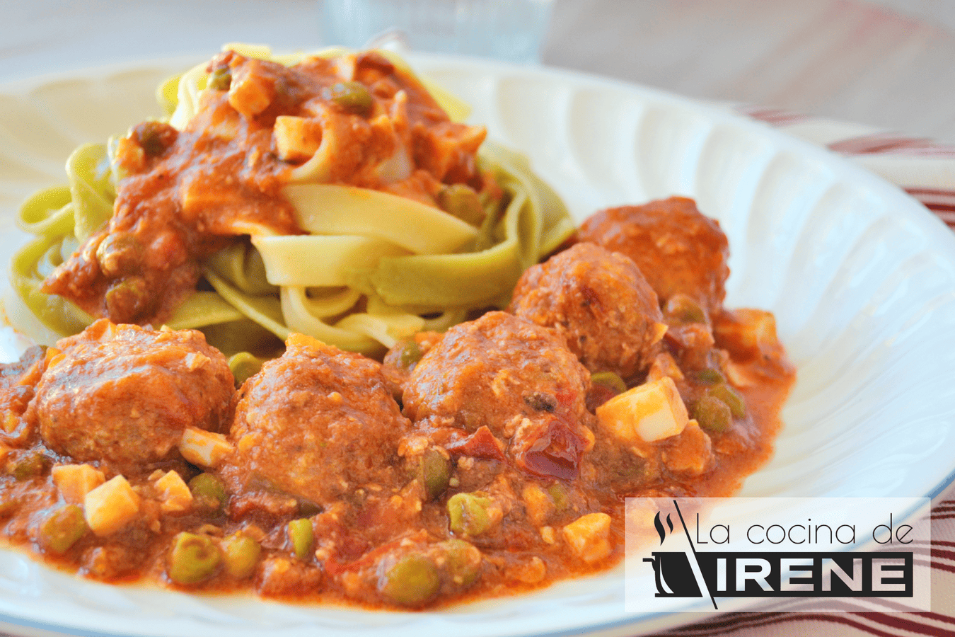 Albóndigas de ternera en salsa de tomate