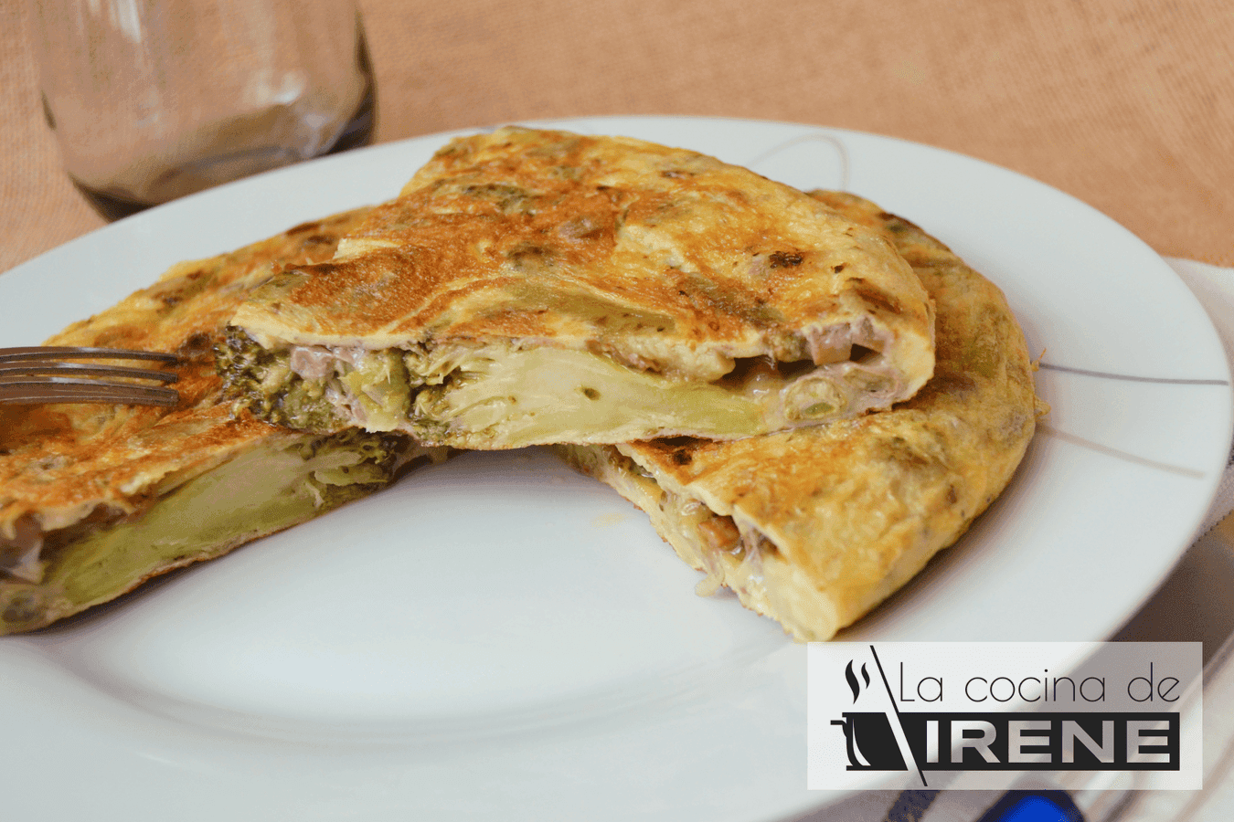 Tortilla de brócoli y setas
