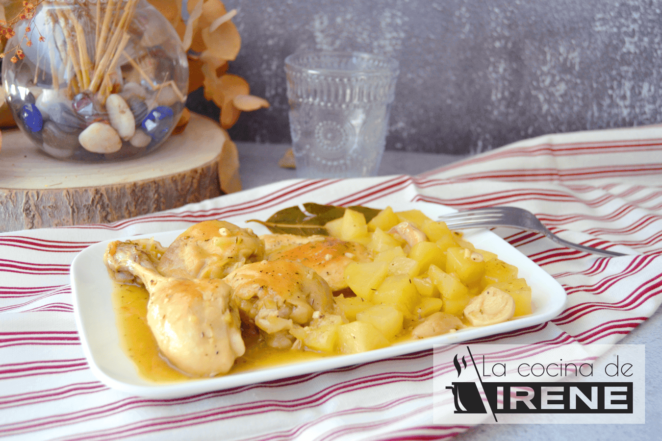 Pollo al ajillo con patatas