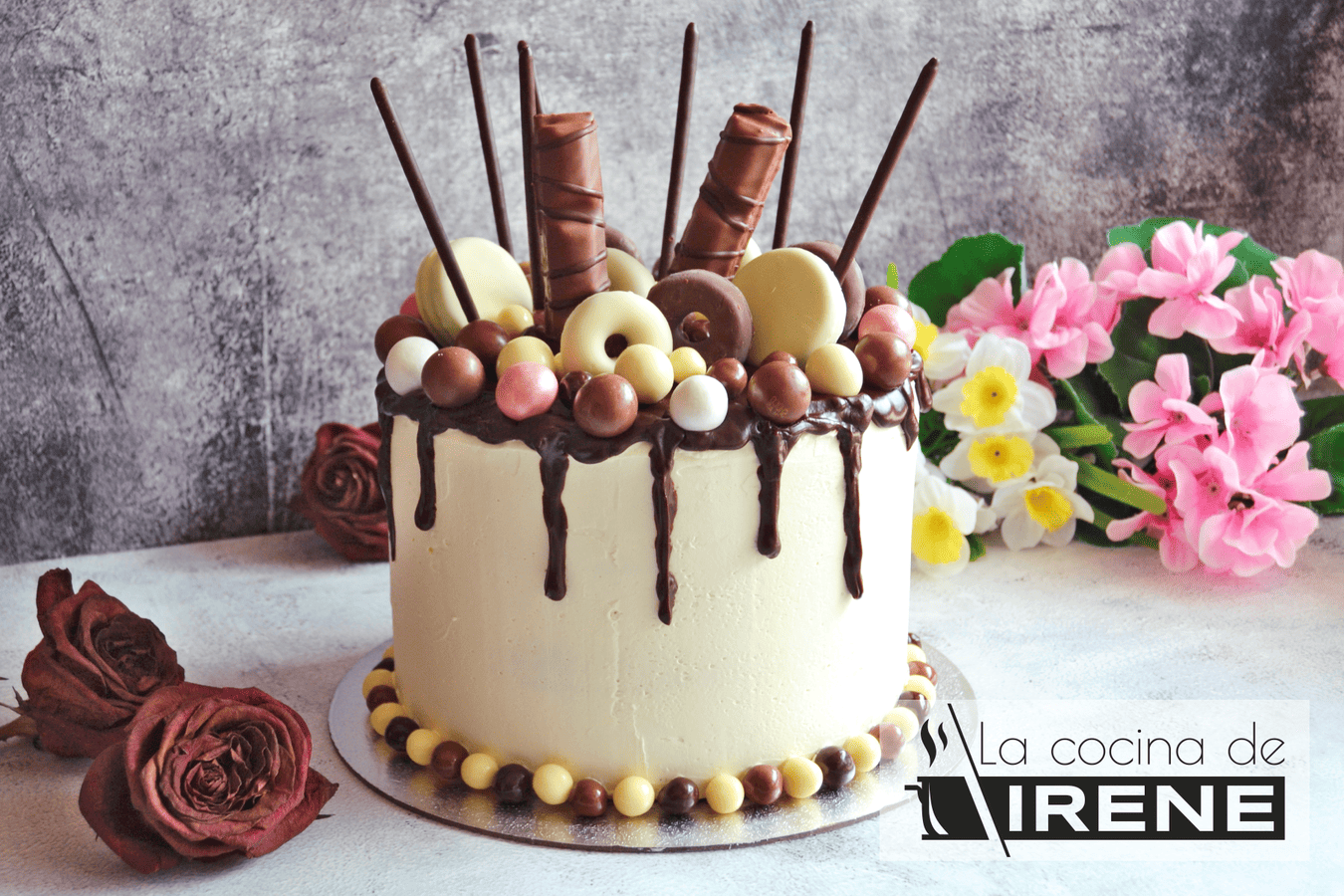 Tarta vertical de mousse de chocolate y buttercream