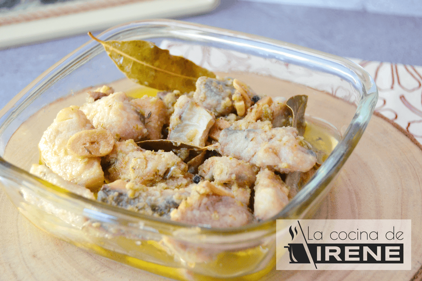 Conserva de caballa en escabeche