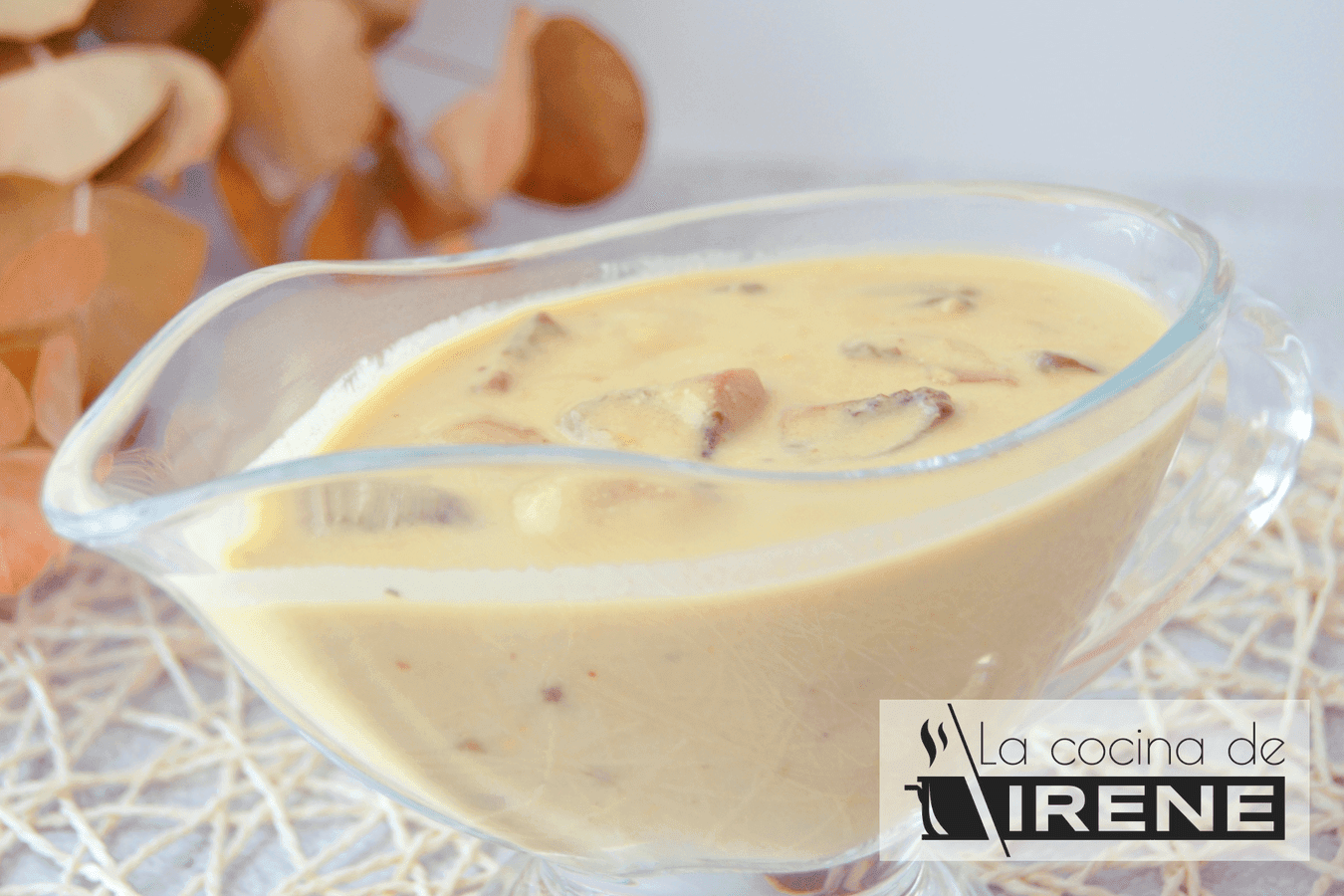 Salsa de queso y champiñones