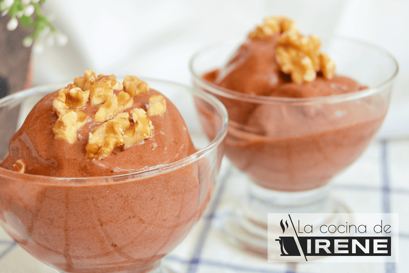 Helado de plátano y chocolate