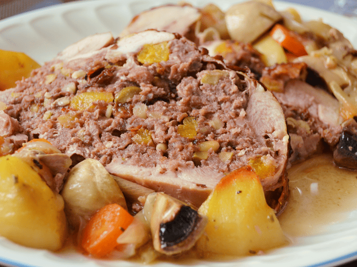 Pollo relleno de carne picada