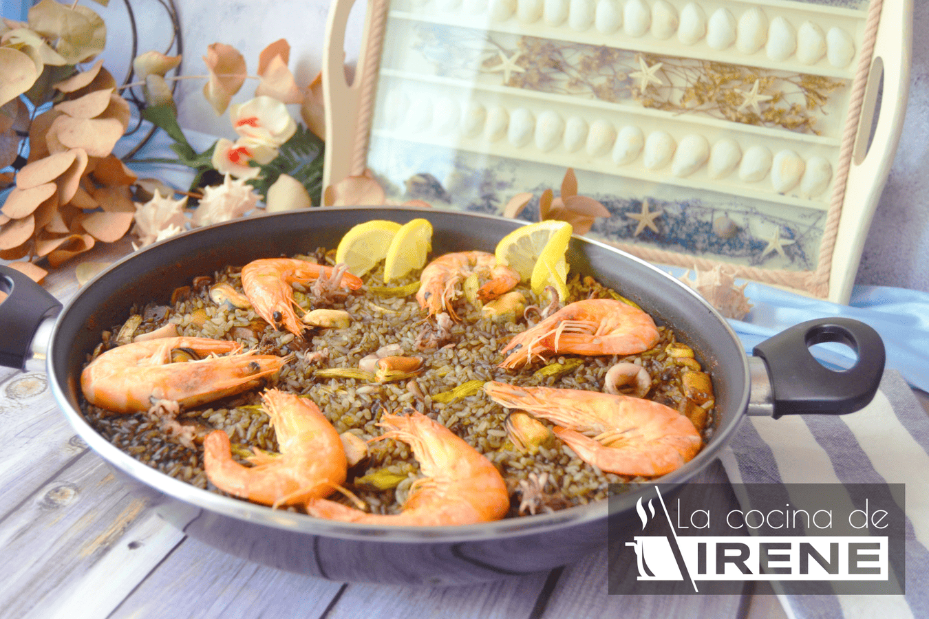 Arroz negro con chipirones y langostinos