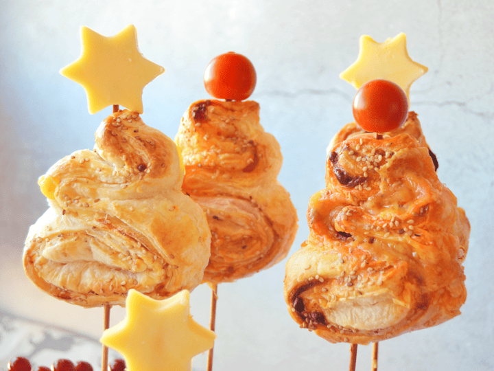 Arbolitos navideños de hojaldre