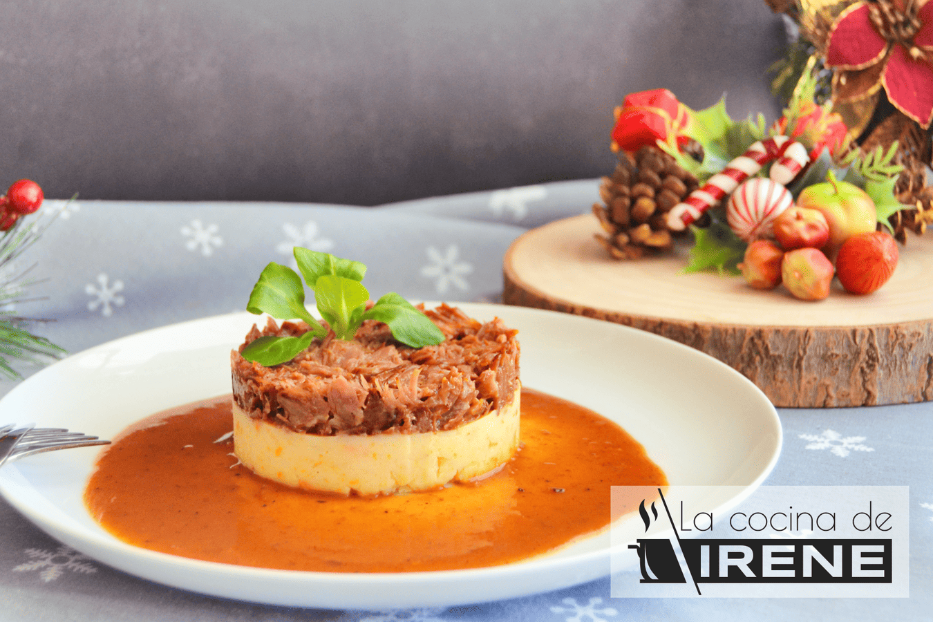 Timbal de carrilleras con puré de patata