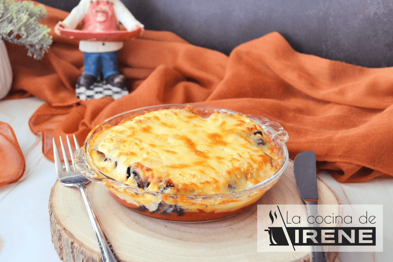 Rollitos de berenjena rellenos de pollo y champiñones