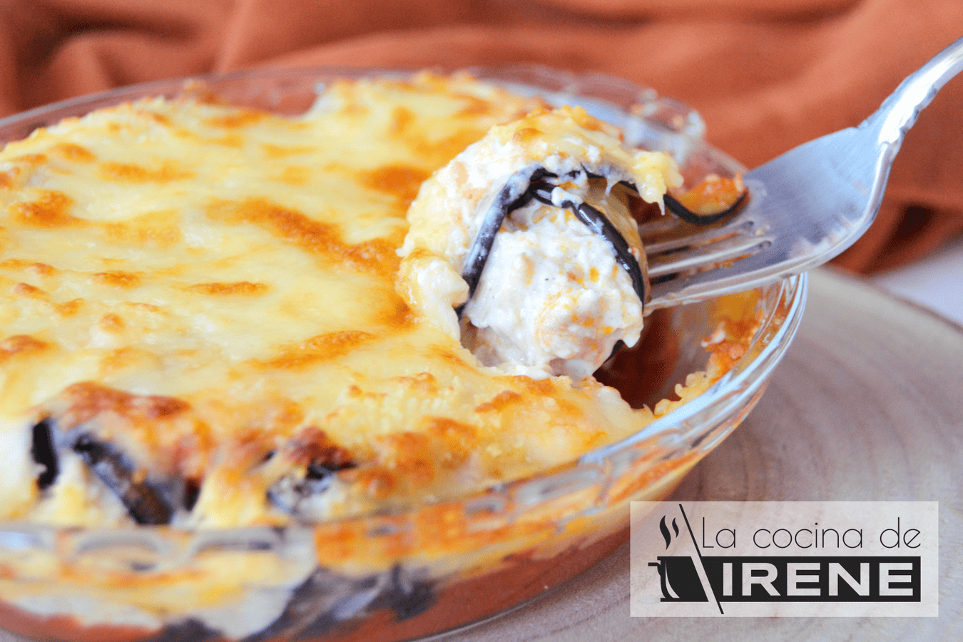 Rollitos de berenjena rellenos de pollo y champiñones