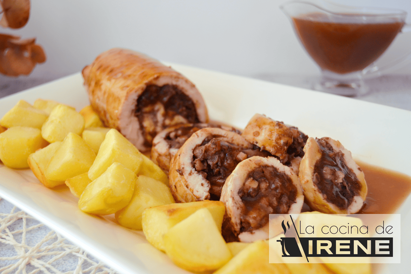 Pechuga de pavo rellena de morcilla y bacon