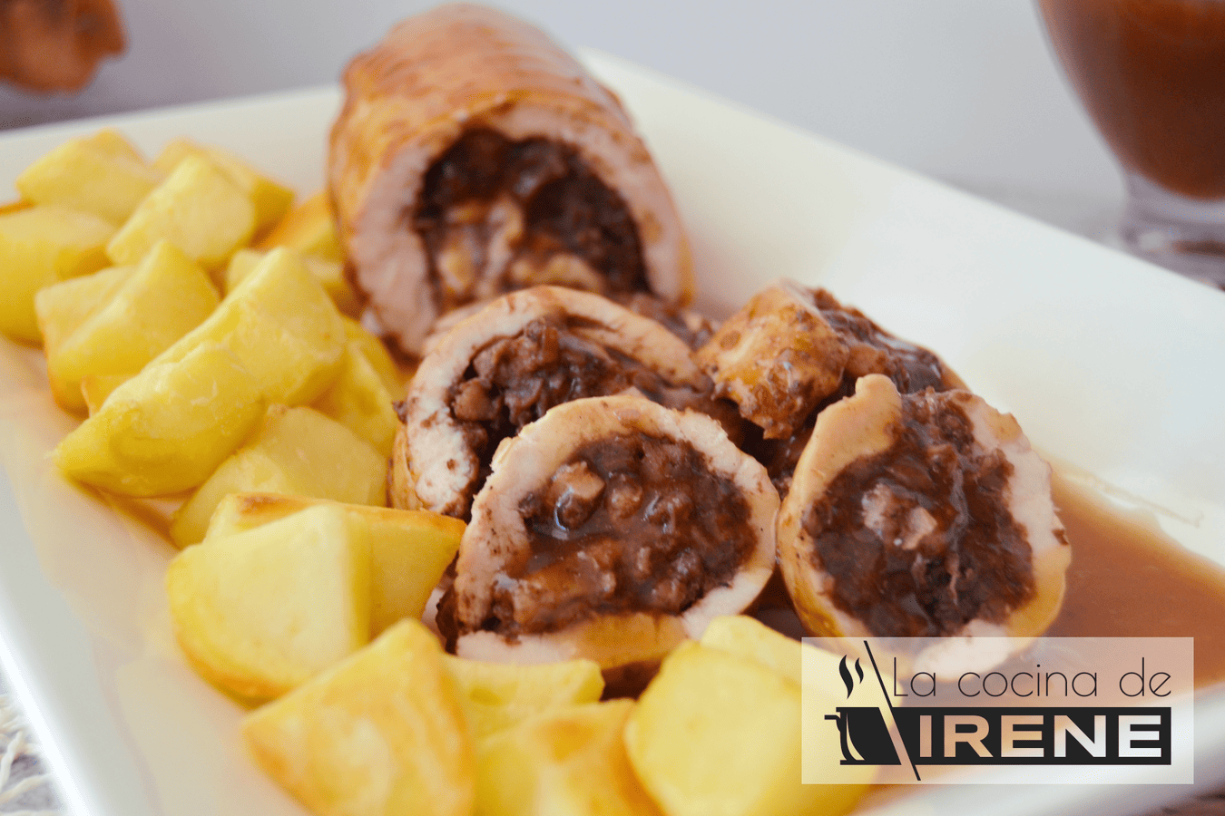 Pechuga de pavo rellena de morcilla y bacon