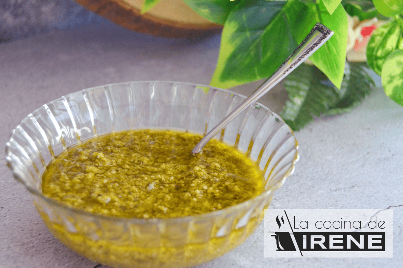 Salsa pesto de albahaca
