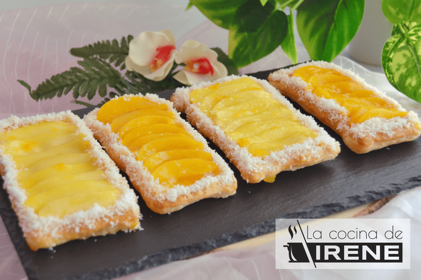 Pastelitos de manzana y melocotón