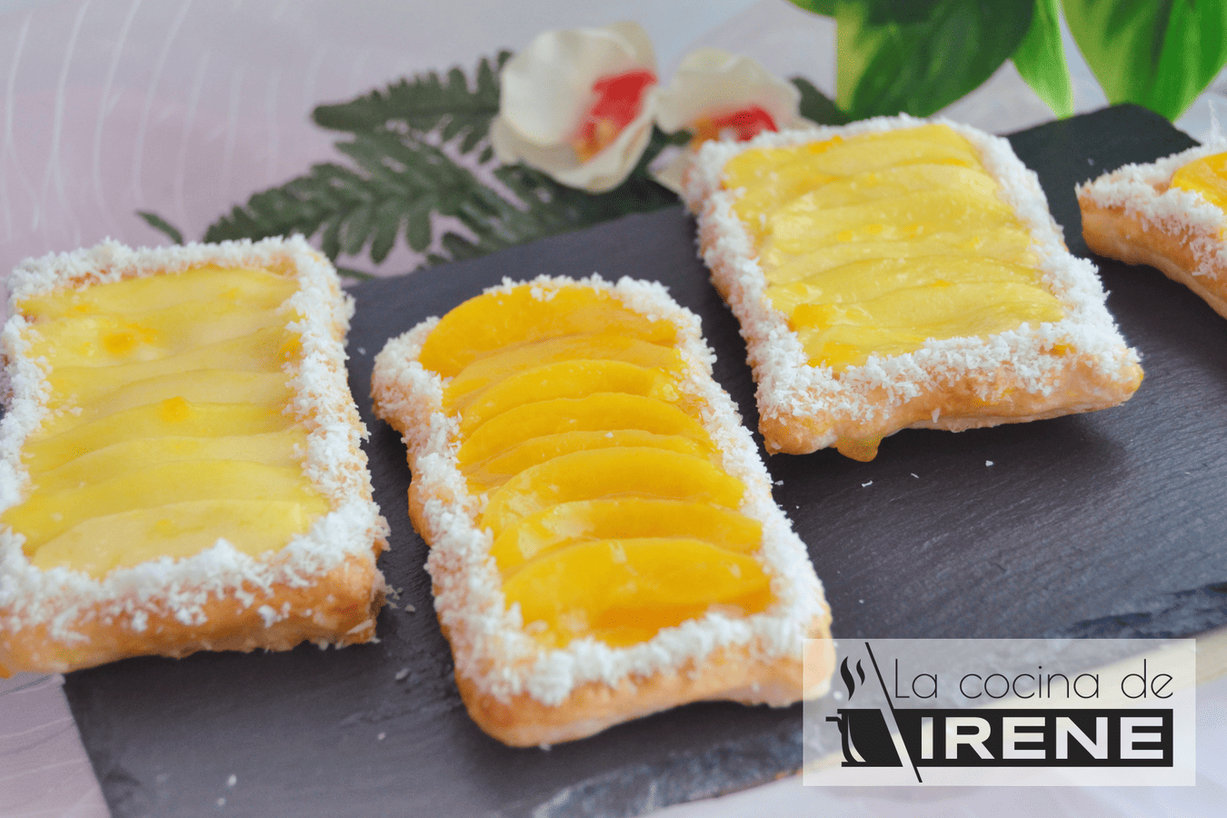 Pastelitos de manzana y melocotón